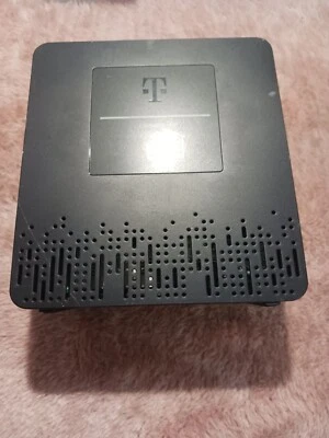 Set of T-Mobile CEL-FI Duo+ Coverage Unit & Window Unit - Image 1 of 4