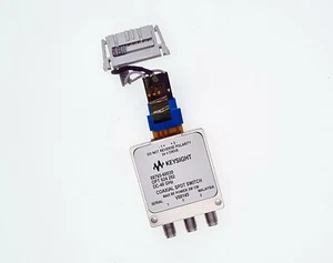 Interruptor coaxial SPDT Keysight/Agilent 08765-60030, CC a 40 GHz - Imagen 1 de 3