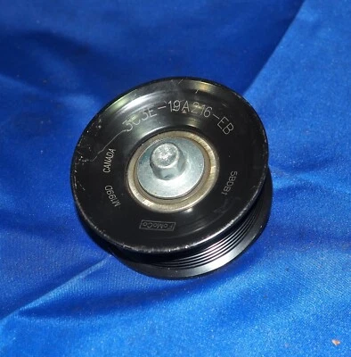 ¡Nuevo OEM! Ford F250SD F350SD 2003-2007 6,0 L V8 correa de transmisión polea loca con garantía Foto 1 de 4