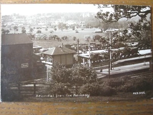 Arundel von der Eisenbahn, Sussex (RPPC) - (Zeigt Bahnhof) - Bild 1 von 1