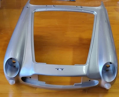 EAGLEMOSS 1/8 JAMES BOND 007 ASTON MARTIN DB5 Replacement Front-end  - Image 1 of 4