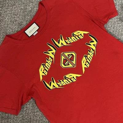 Camiseta gráfica Gucci Rainbow GG roja y amarilla para hombre talla S Foto 1 de 4