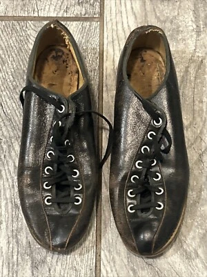 Vintage 1960s Good Year Black Leather Bowling Shoes Size 6 Usable - Image 1 of 4