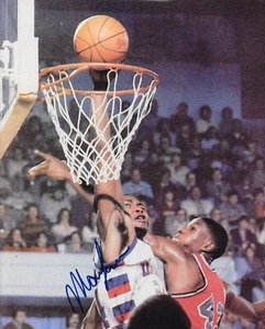 Mark Aguirre signed DePaul Blue Demons 8x10 photo autographed - Picture 1 of 1