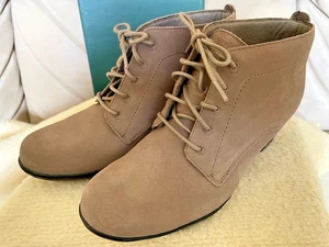 Clarks Knöchel biegsame Stiefel Größe 8 hellbraun Leder Schnürung Blockabsatz Bootie Schuhe - Bild 1 von 10