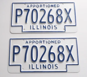 Utilería de película - Un par de matrículas ILLINOIS - Imagen 1 de 6