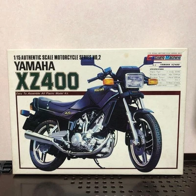 Motocicletta elettrica in plastica Nitto 1/15 Yamaha XZ400 220 non assemblata - Immagine 1 di 4