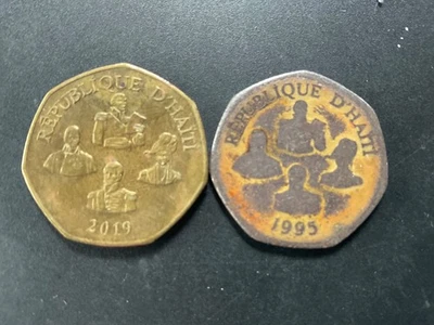 Lot of 2 Haiti 5 Gourdes Coins – 1995 & 2019 – Liberty Equality Fraternity - Image 1 of 2