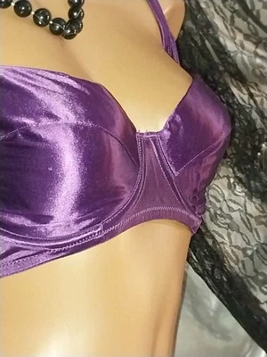 Sujetador De Colección Segunda Piel CIBER PÚRPURA UVA Victoria's Secret UW LÍQUIDO BRILLANTE 34D Foto 1 de 4