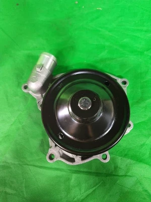 OEM Genuine water Pump  Porsche (996-106-011-57) 1997-2005 Porsche - 99610601157 - Image 1 of 4