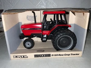 1/16 CASE I-H 5120 MAXXUM SPECIAL EDITION w/DUALS NIB - Picture 1 of 8