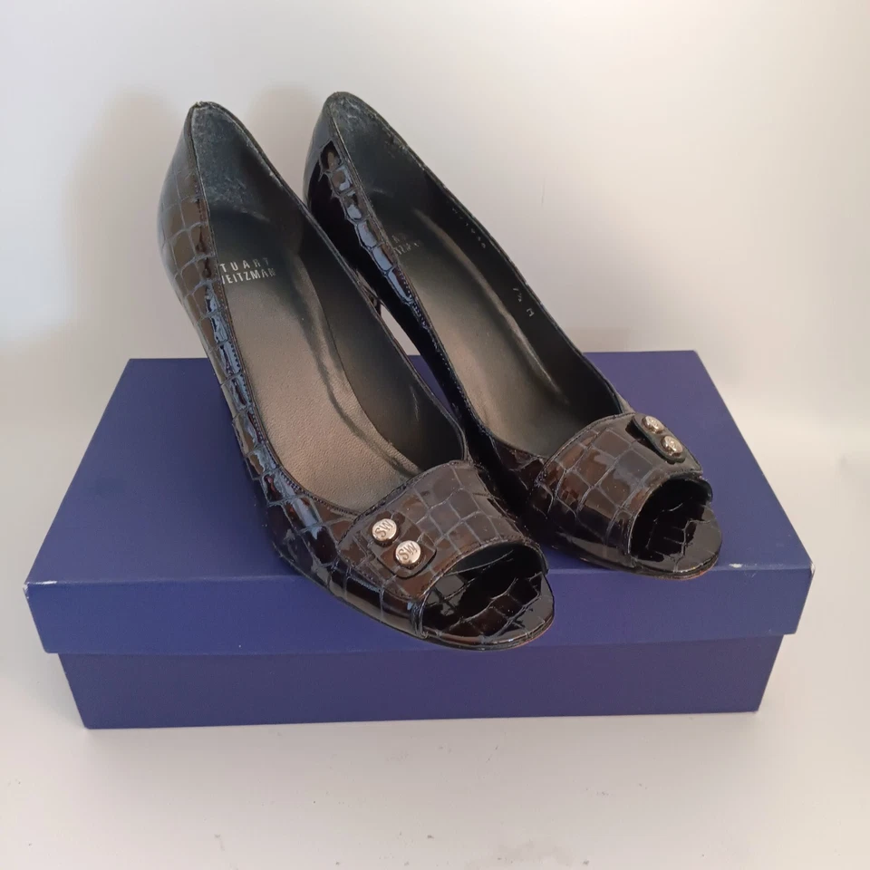 Stuart Weitzman Patent Leather Crocodile Embossed Peep Toe Heels 7.5 EUC - Image 1 of 4