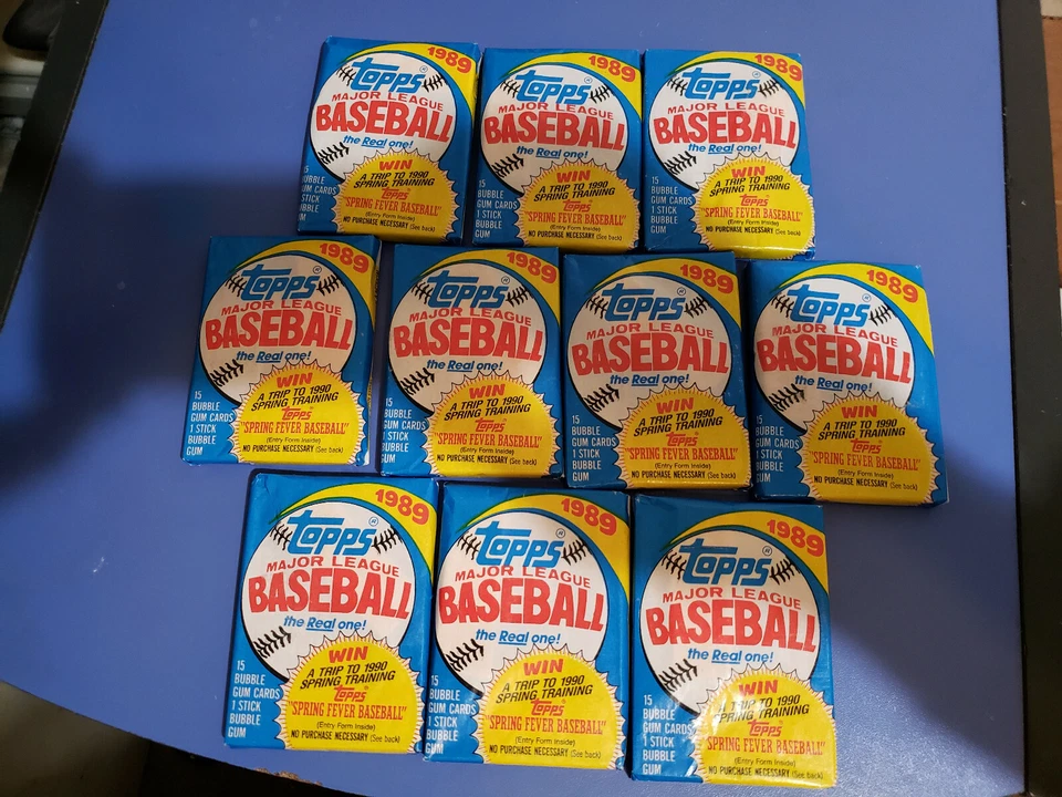 10 Unopened 1989 Topps Baseball Card Wax Packs - Image 1 of 2