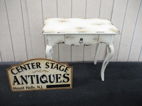 64249 Decorator White French Country Sofa Hall Table Cover