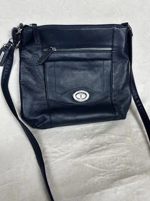 Bolso Bandolera Tignanello Cuero Guijarro Gamuza Azul Marino Cartera De Colección Foto 1 de 4