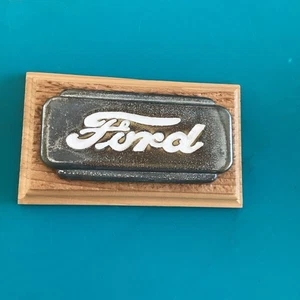 1941 Ford Truck Emblem Original Nameplate - Bild 1 von 1