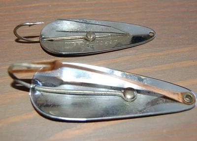 Señuelo de pesca vintage Tony Accetta Weed Dodger (2) Foto 1 de 2