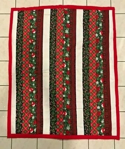 HOMEMADE PATCHWORK QUILT 43" X 35" HOLIDAY CARDINALS CANDY CANES SNOWFLAKES RED - Picture 1 of 5