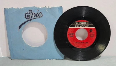 Johnny Cash I Walk The Line 45 RPM Vinyl Record LP with paper Sleeve - Image 1 of 2