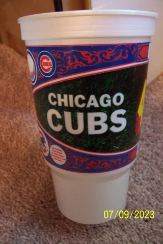 Chicago Cubs - Wrigley Field Tall Plastic Cup Cover