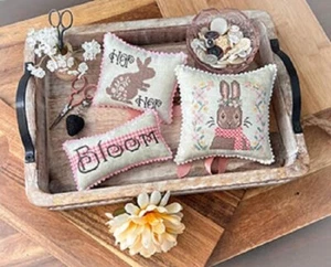 Bloomin Bunnies Trio~Annie Beez Folk Art - Picture 1 of 1