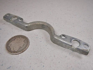 88 KAWASAKI KAF450 B1 MULE 1000 CARBURETOR FRAME PLATE BRACKET - Picture 1 of 5