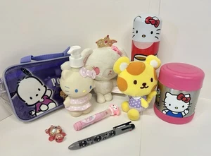 Sanrio Vintage Kawaii 9 Stück - Thermoskanne, Pochacco Zip Beutel, Stift, Seifenspender - Bild 1 von 23
