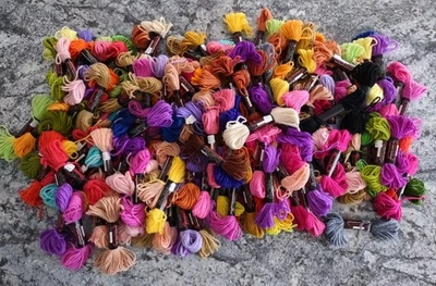 批量 156 件外套和克拉克波斯式针绣和圆领纱线 3 层 12 码  — 第 1/4 张图片