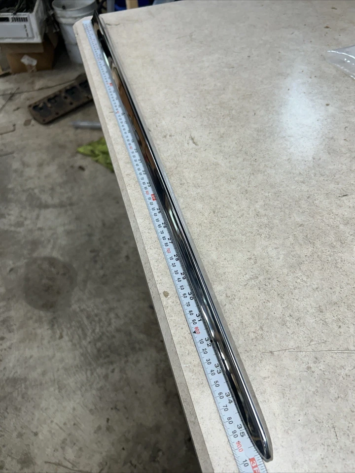 Oldsmobile 98 Holiday 1956 4 puertas cuarto panel moldura Foto 1 de 4