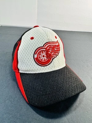 Detroit Redwings NHL Hat Cap Zephyr Fit Hockey Center Ice Mens M/L Classic - Image 1 of 4
