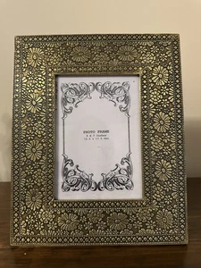 Brass Metal Sheet Embossed Wooden Photo Frame, Hand Crafted, Photo size 5"x7" - Picture 1 of 2