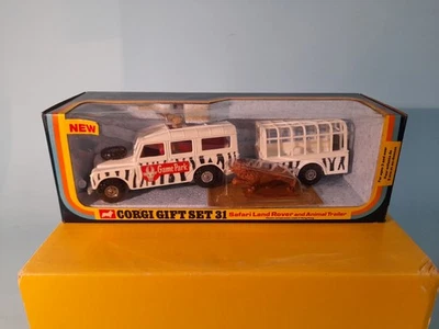 CORGI GIFT SET 31 Safari Land Rover and animal trailer (nuovo scatola originale) - Immagine 1 di 4