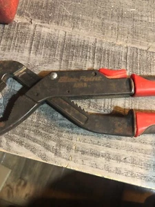 BLUE POINT AP12; ADJUSTABLE PLIERS, SLIGHT SURFACE RUST FROM SITTING ON A SHELF - Picture 1 of 3