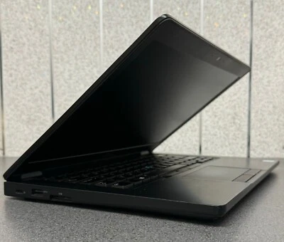 Dell Latitude 5480 Laptop, 14" Core i5 6th Gen, 8GB RAM, 256GB SSD, Windows 10 - Image 1 of 4