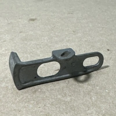 02-08 RAM DAKOTA DURANGO STEERING COLUMN SHIFT ASSEMBLY BRACKET USED OEM - Image 1 of 4