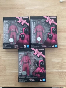 Figura de acción Squid Game Masked Soldier Bandai Spirits S.H.Figuarts SHF Collect - Imagen 1 de 26