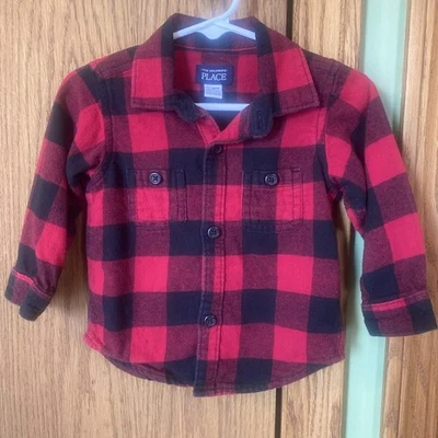 Lugar para niños - Franela roja y negra abotonada. Talla 12-18 meses Foto 1 de 4