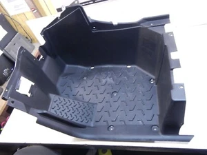 16-18 Yamaha Wolverine YXE 700 Left Hand Foot Rest Well Driver Side Floor Board - Picture 1 of 5