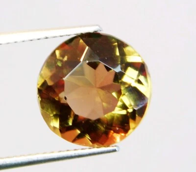 Certified 7.00 Ct Natural Ultra Rare Color Change Zultanite Loose Gemstone - Image 1 of 4