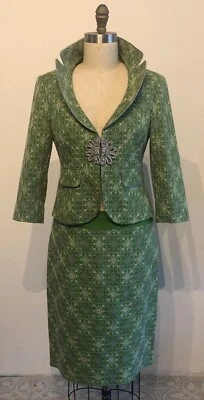 Chaqueta y falda lápiz Nanette Lepore verde bordada talla 8 Foto 1 de 4