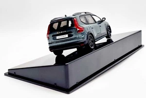 Dacia Jogger Extrem 2023 Grün Metallic Auto Aus Sammlung IXO 1/43 - Picture 1 of 3