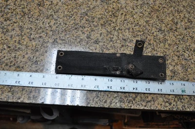 Funda de nailon negra para hoja fija de 5 pulgadas muy usada, tiene clip para cinturón/bota Foto 1 de 4