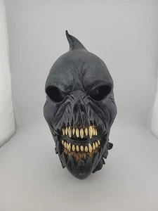GOTHIC EXECUTIONER ADULT LATEX COSTUME HALLOWEEN MASK - Picture 1 of 7