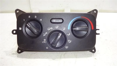 Temperature Control With AC Fits 02-03 LIBERTY 666973 - Image 1 of 4