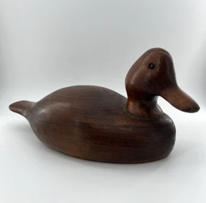 Hand-carved Canvasback Wooden Duck Carving / Decoy - Picture 1 of 9