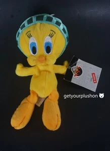 LOONEY TUNES TWEETY BIRD STATUE OF LIBERTY PLUSH 1998 WARNER BROS.STUDIO STORE - Picture 1 of 2