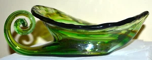 VINTAGE Sooner Art Glass GREEN Cornucopia Bowl Coil Dish Hand Blown Stretch - Picture 1 of 10