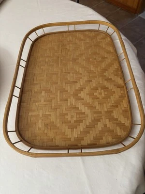 Bandeja de bambú de ratán de mimbre Tiki Lap TV plato para servir 19 x 13 vintage Foto 1 de 4