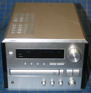 Receptor de CD de sonido natural Yamaha CRX-E150 probado bueno envío gratuito - Imagen 1 de 9
