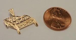  14K Yellow Gold Piano Pendant - Picture 1 of 3